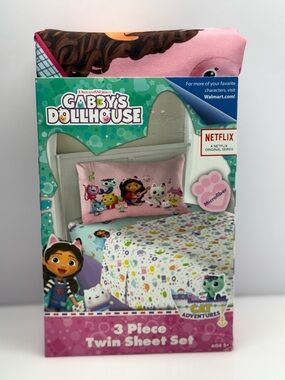 DreamWorks Gabby’s Dollhouse Pink and Multicolor 3-Piece Twin Sheet Set